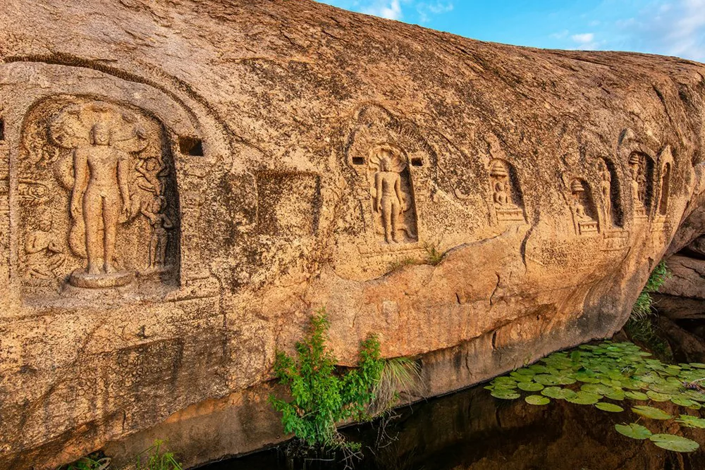 Samanar Hills, Jain Sculptures